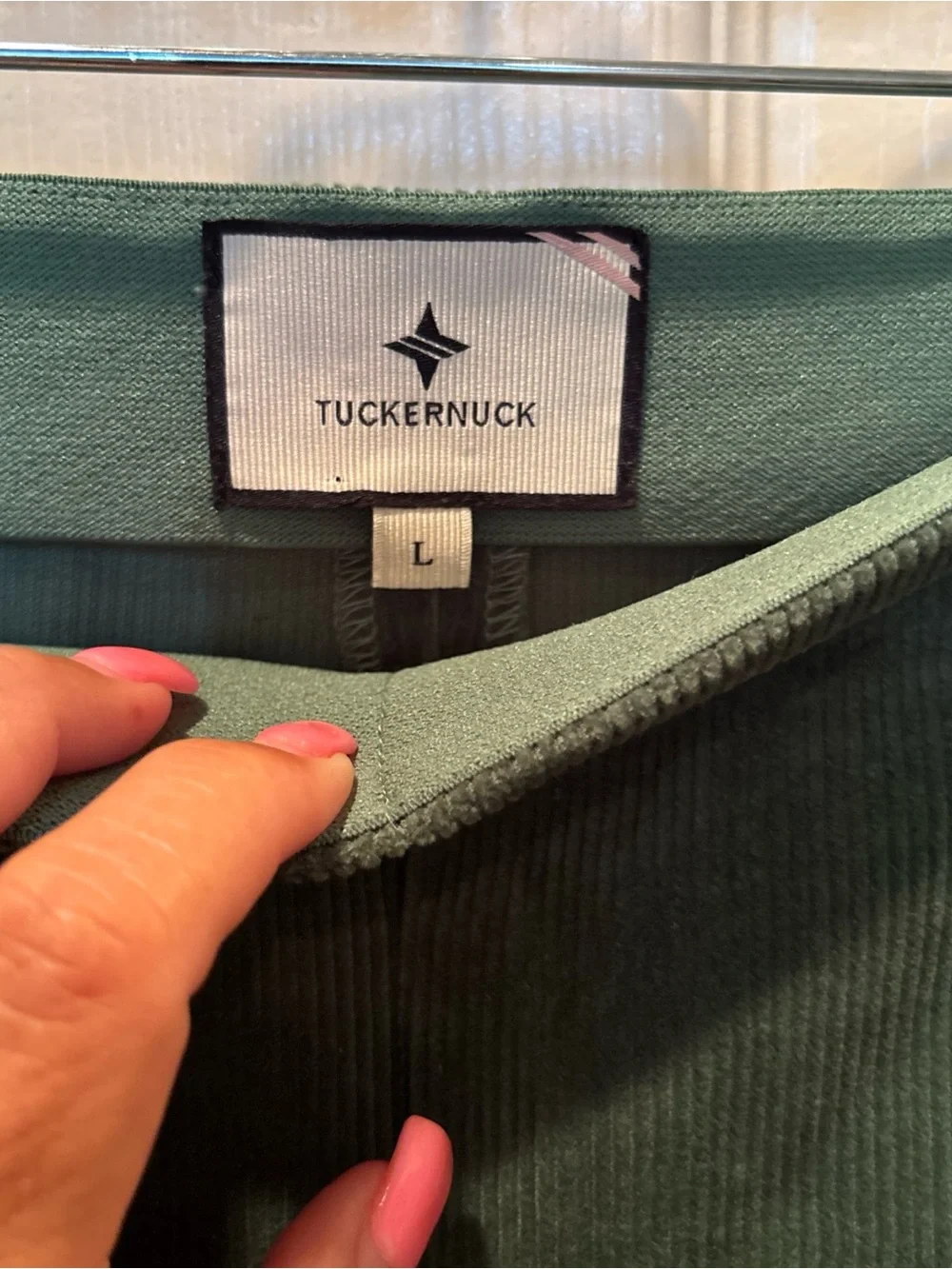 Tuckernuck Green Corduroy Ashford Pants Crop Kick Flare High-Rise sz Large